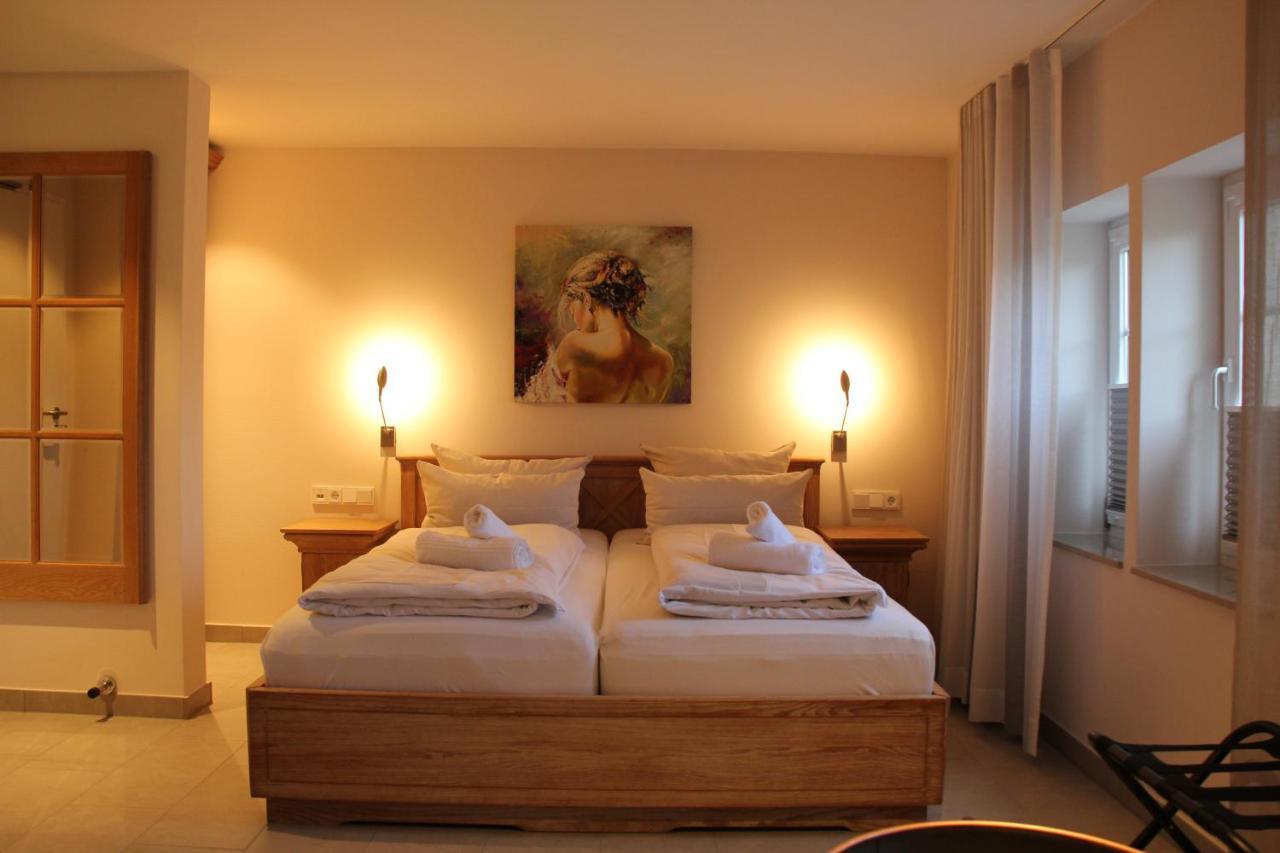 Hotel Weinhaus Moehle باد اوينهاوسن المظهر الخارجي الصورة